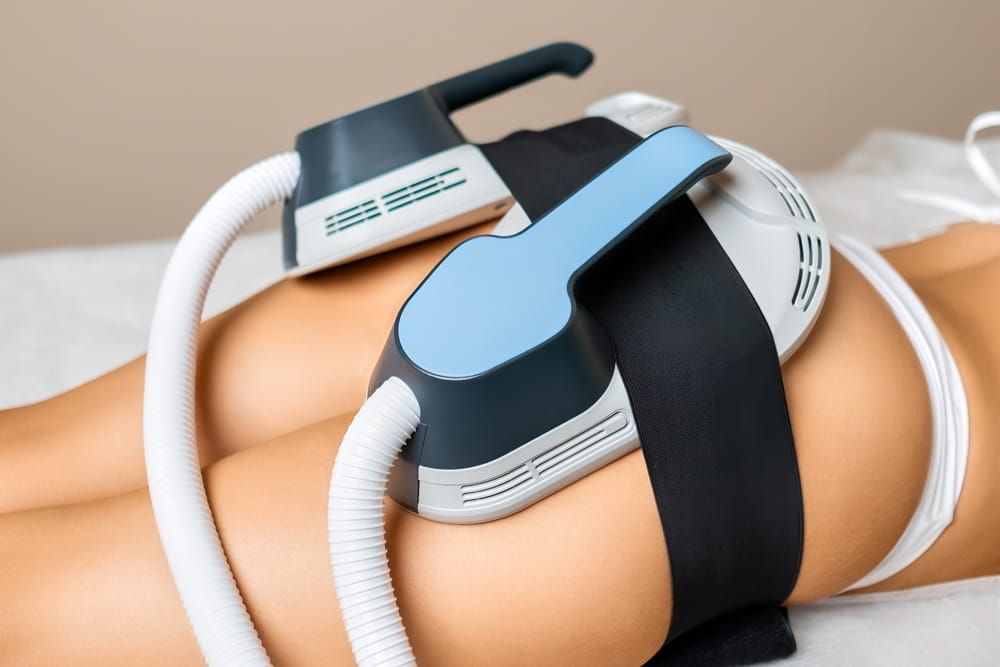 body sculpting machine on woman